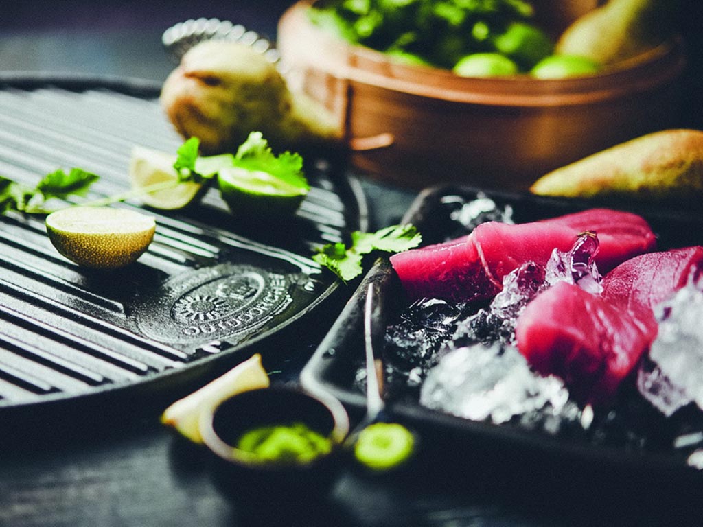 OUTDOORCHEF LITINOVÁ GRILOVACÍ DESKA 480/570