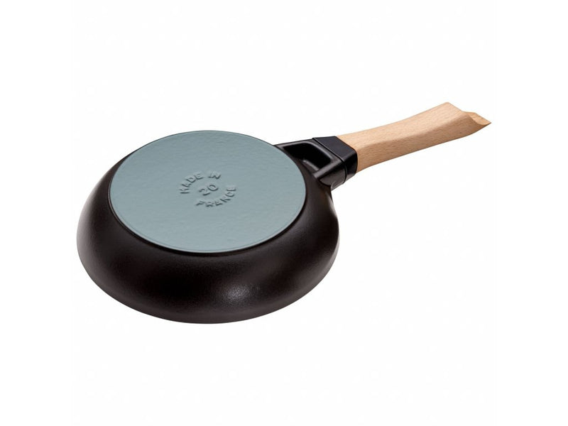 STAUB Pánev 20 cm dřevěná rukojeť černá