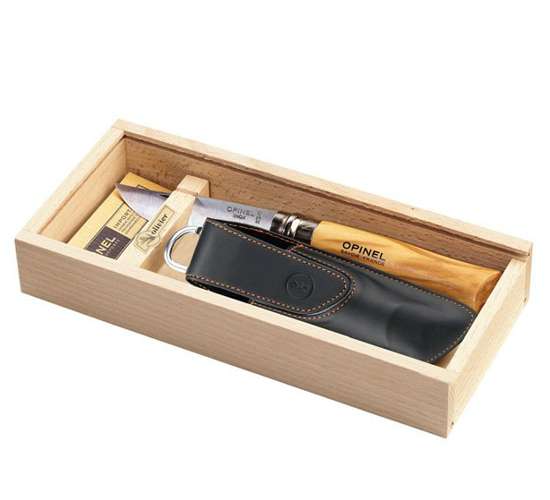 Opinel VRI N°08 Inox rukojeť oliva + pouzdro, dřevěný box 001004