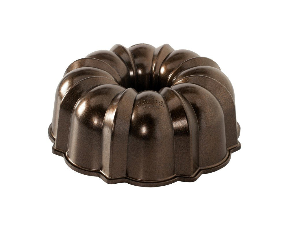 Nordic Ware Forma na bábovku Original 12 cup bronzová 50148