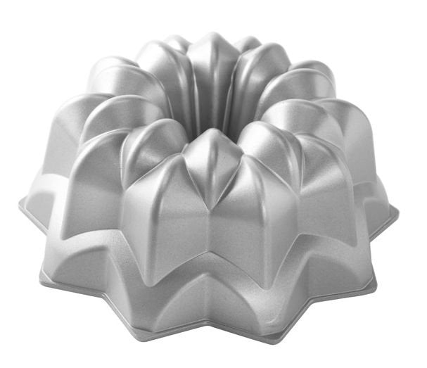 Nordic Ware Forma na bábovku Hvězda 10 cup stříbrná 53137