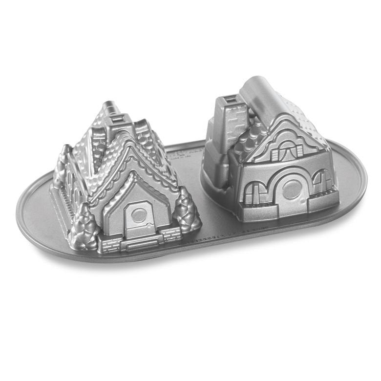 Nordic Ware Forma na bábovku Pohádkové domečky 5cup stříbrná 86748