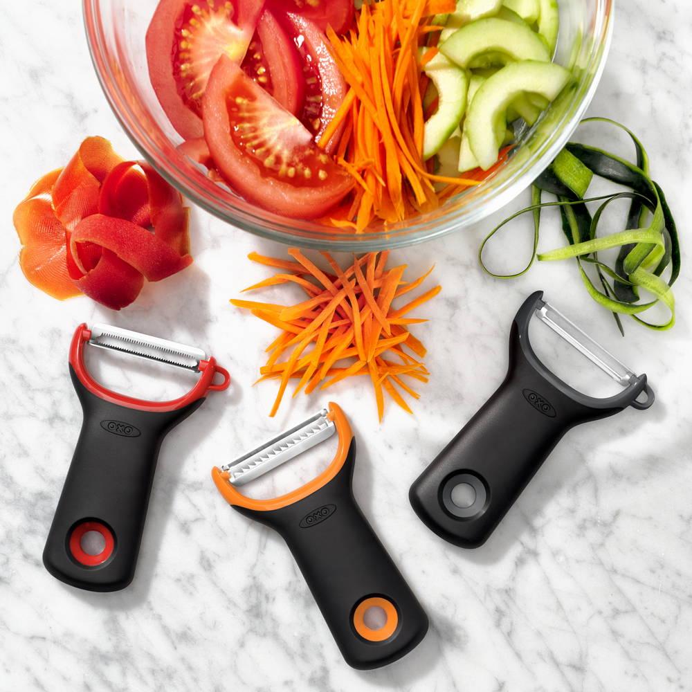 OXO Good Grips škrabka na zeleninu a ovoce set 3, různé vzory 11244100