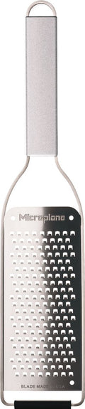 Microplane  Professional středně hrubé struhadlo s nerezovou rukojetí 59000