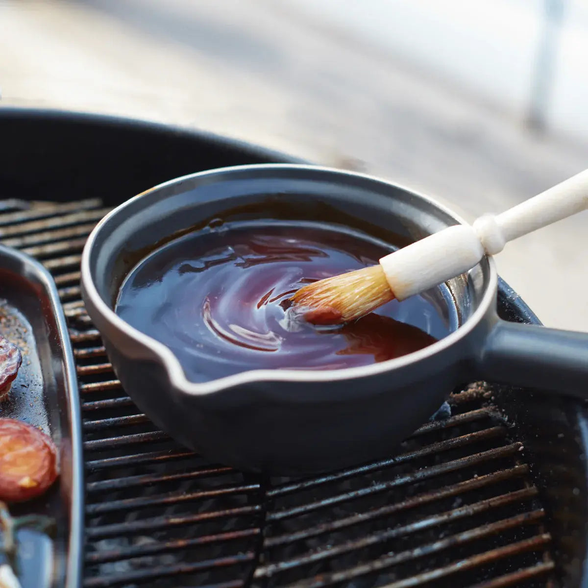 Emile Henry BBQ rendlík na omáčky a přílohy  712902