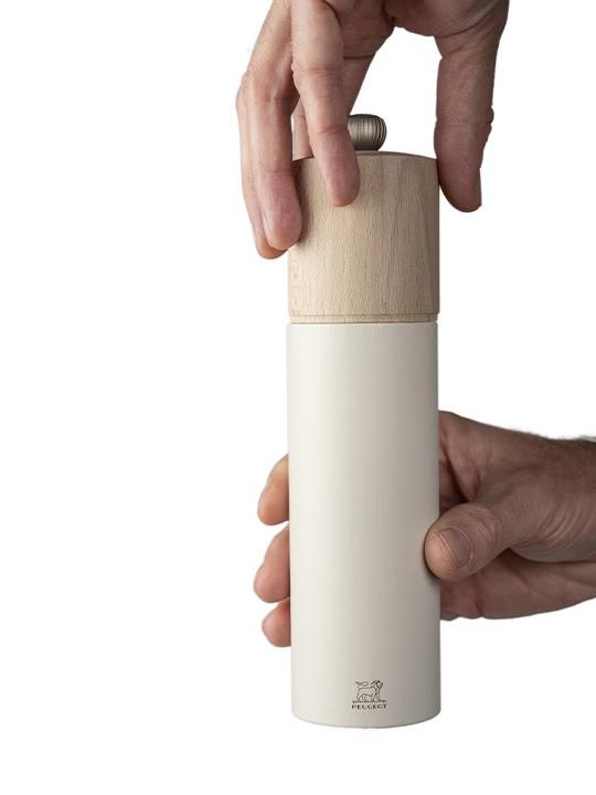 Peugeot BOREAL Mlýnek na sůl, Zirlion slonová kost 21 cm 4429900