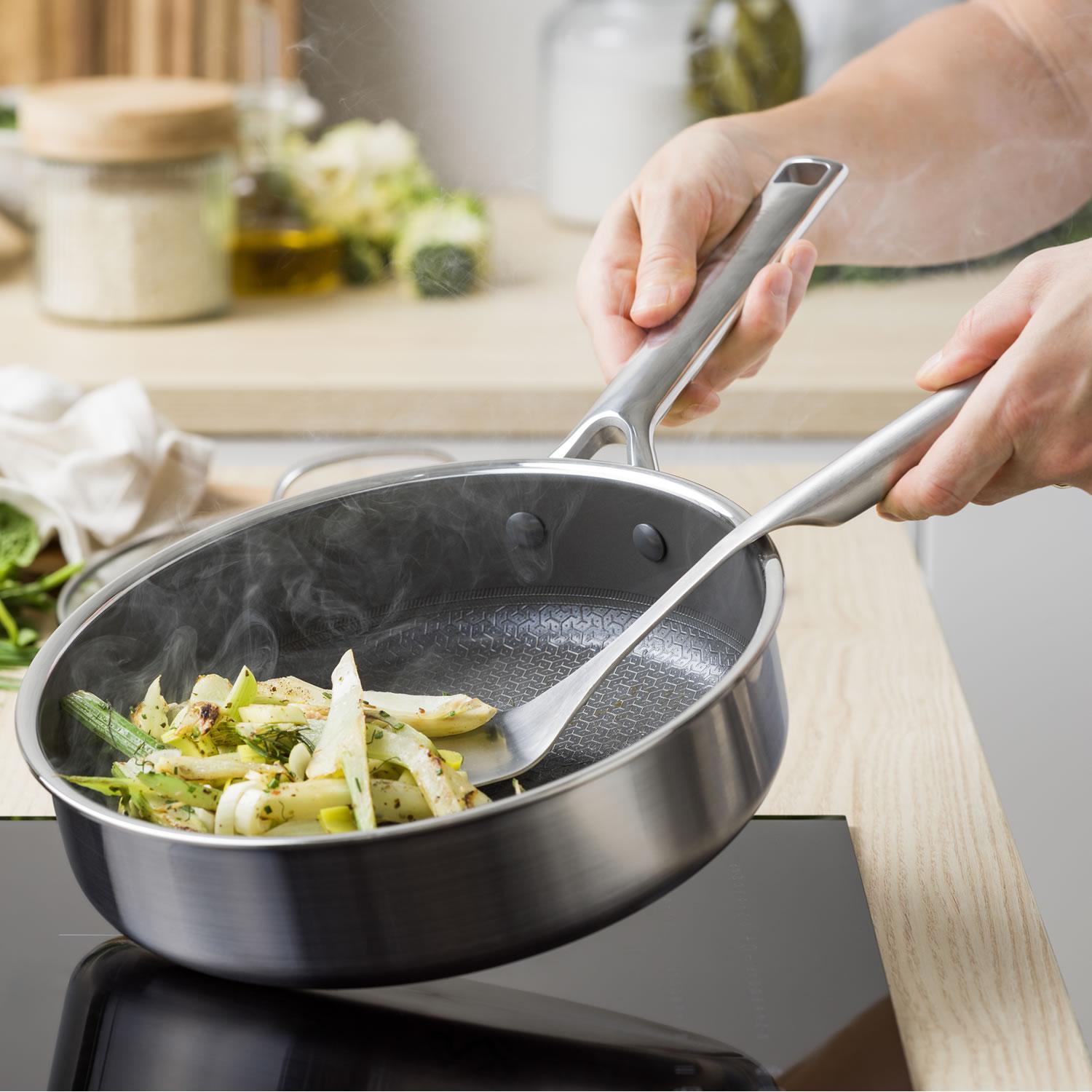 GreenPan APEX pánev s poklicí 24 cm, nerezová CC010198-001