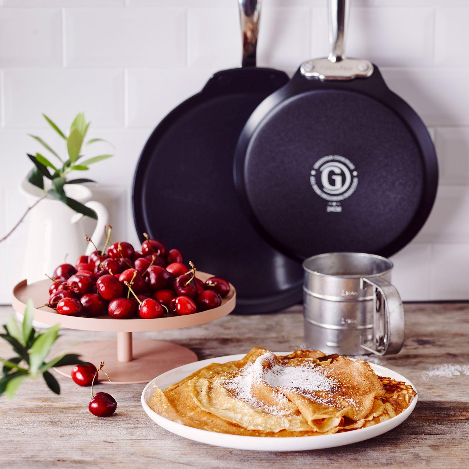 GreenPan BARCELONA PRO pánev na palačinky 24 cm, černá CC005337-001